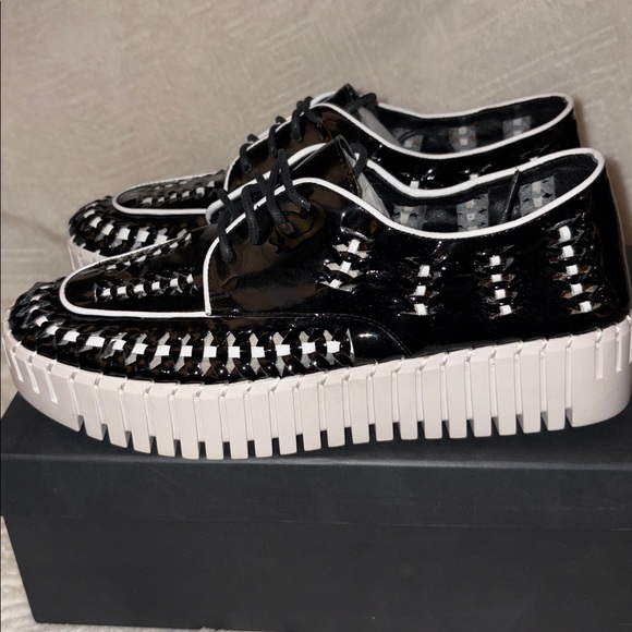 NWT Anthropologie SILENT D BRODIES Patent Leather Sneaker in Color Black/White - Picture 11 of 15
